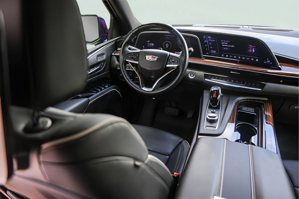 Used Car 2024 Cadillac Escalade Esv  Premium For Sale Under $80,000 In Austin, Texas