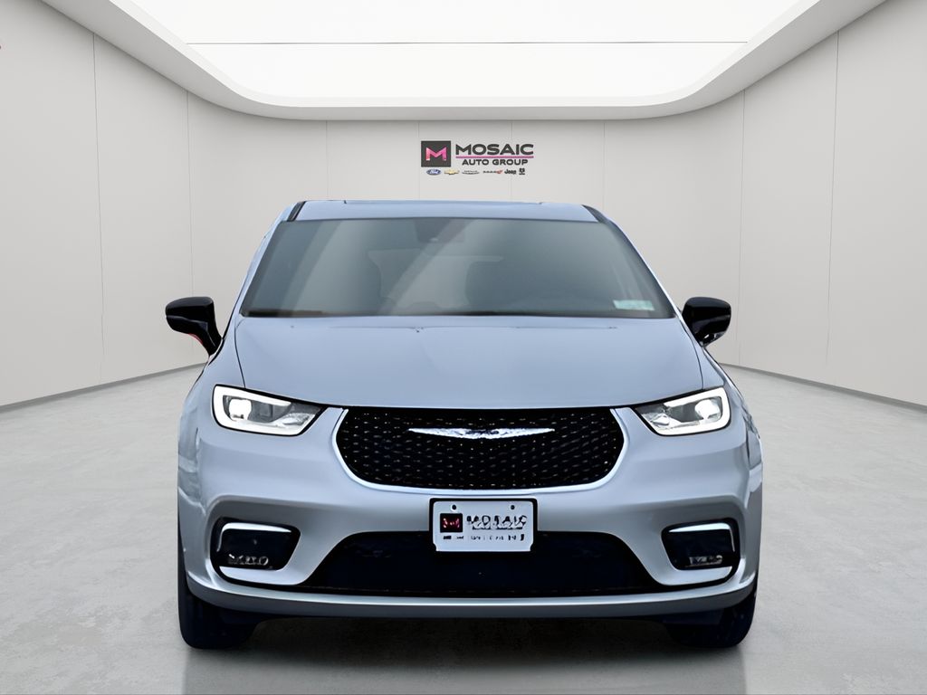 2026 Chrysler Pacifica