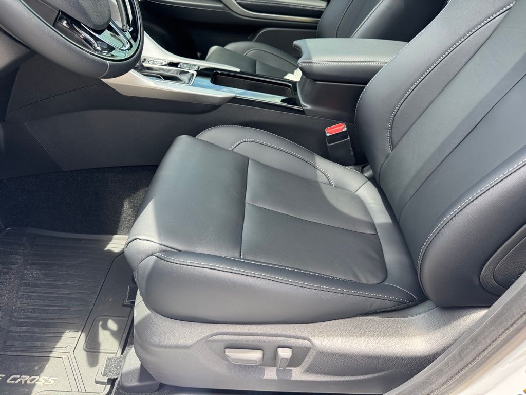 2025 Mitsubishi Eclipse Cross SEL photo 24