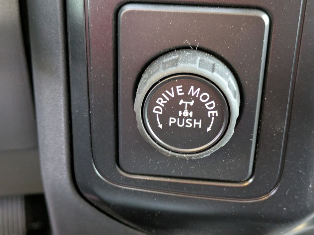 2025 Ford F-350 Chassis XL