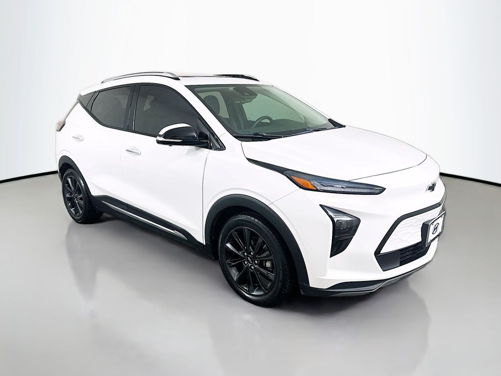 Thumbnail: 2022 Chevrolet Bolt EV - 3