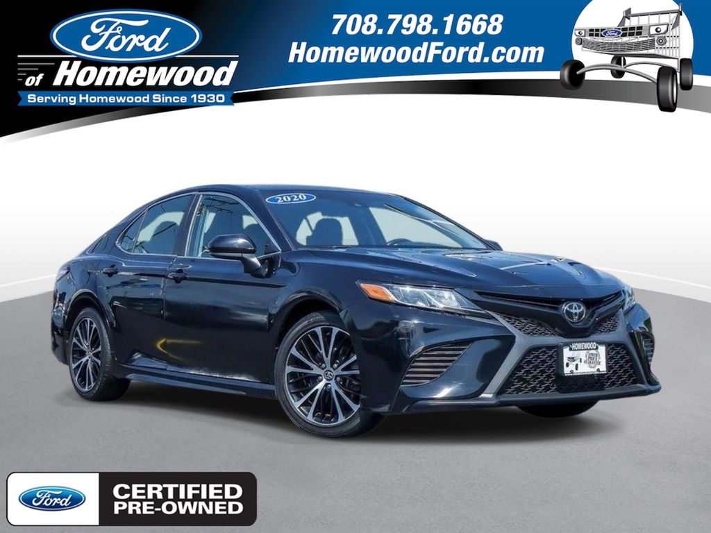 Midnight Black Metallic 2020 Toyota Camry Sedan Front-Wheel Drive 8-Speed Automatic