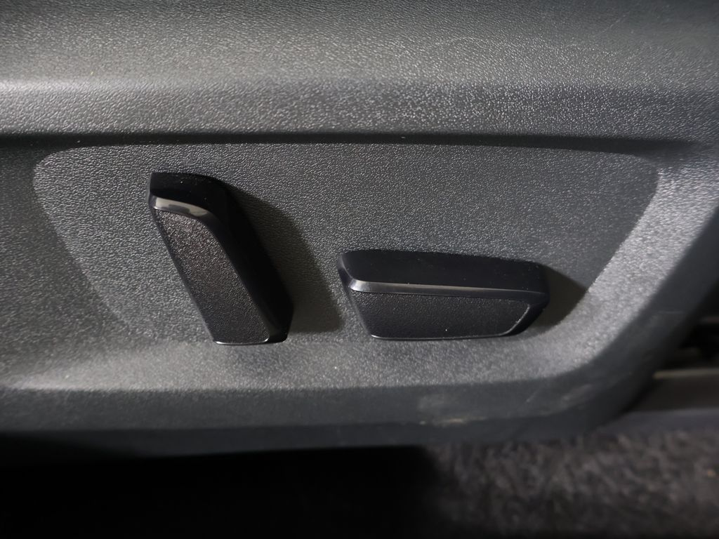 Used 2025 Gray Nissan Rock Creek image 34