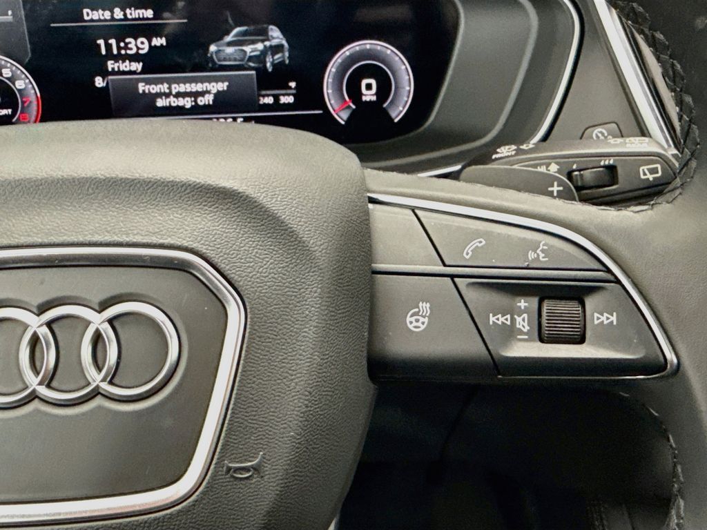 Thumbnail: 2023 Audi Q5 - 12