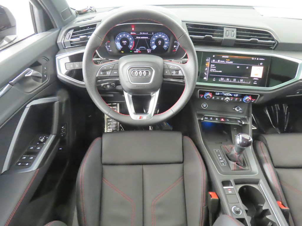 Thumbnail: 2025 Audi Q3 - 14