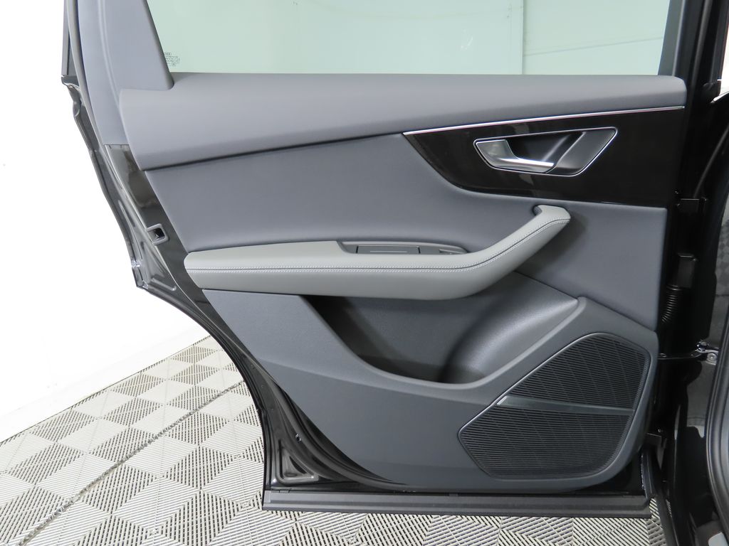 2025 Audi Q7 Premium Plus 28