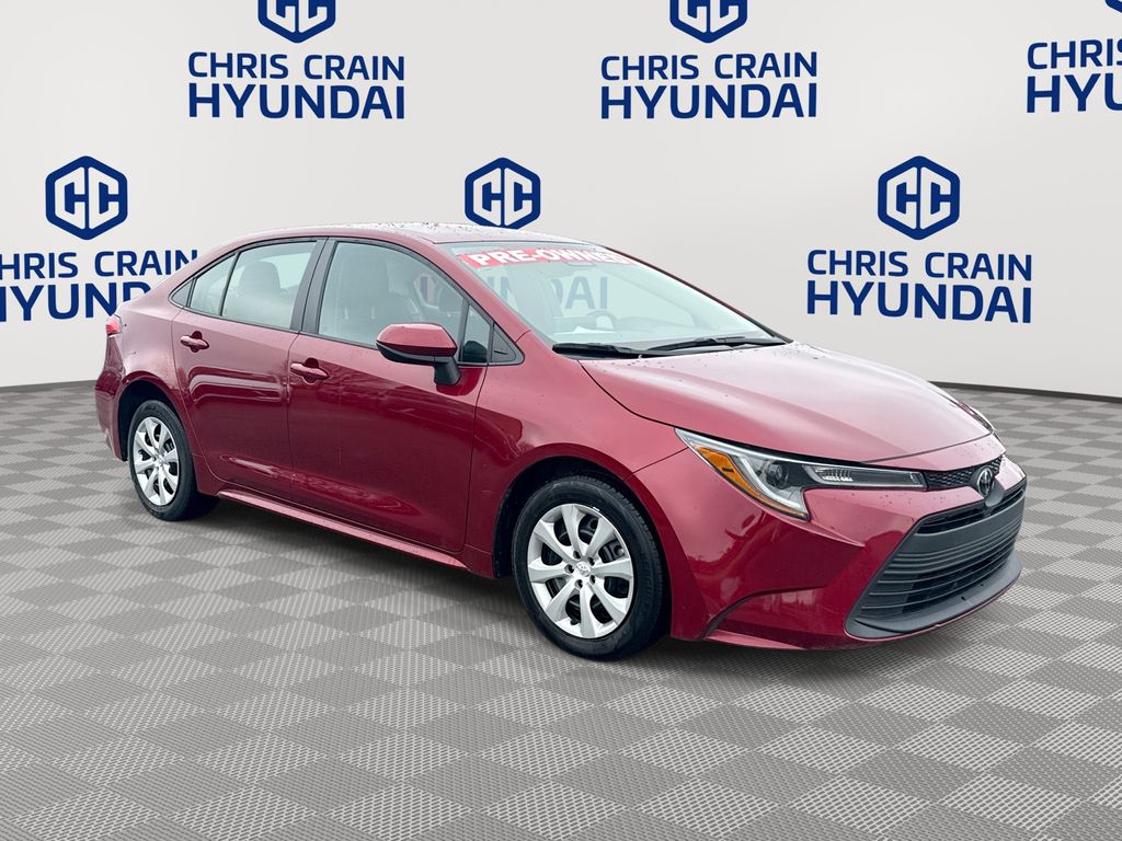 2024 Toyota Corolla LE FWD
