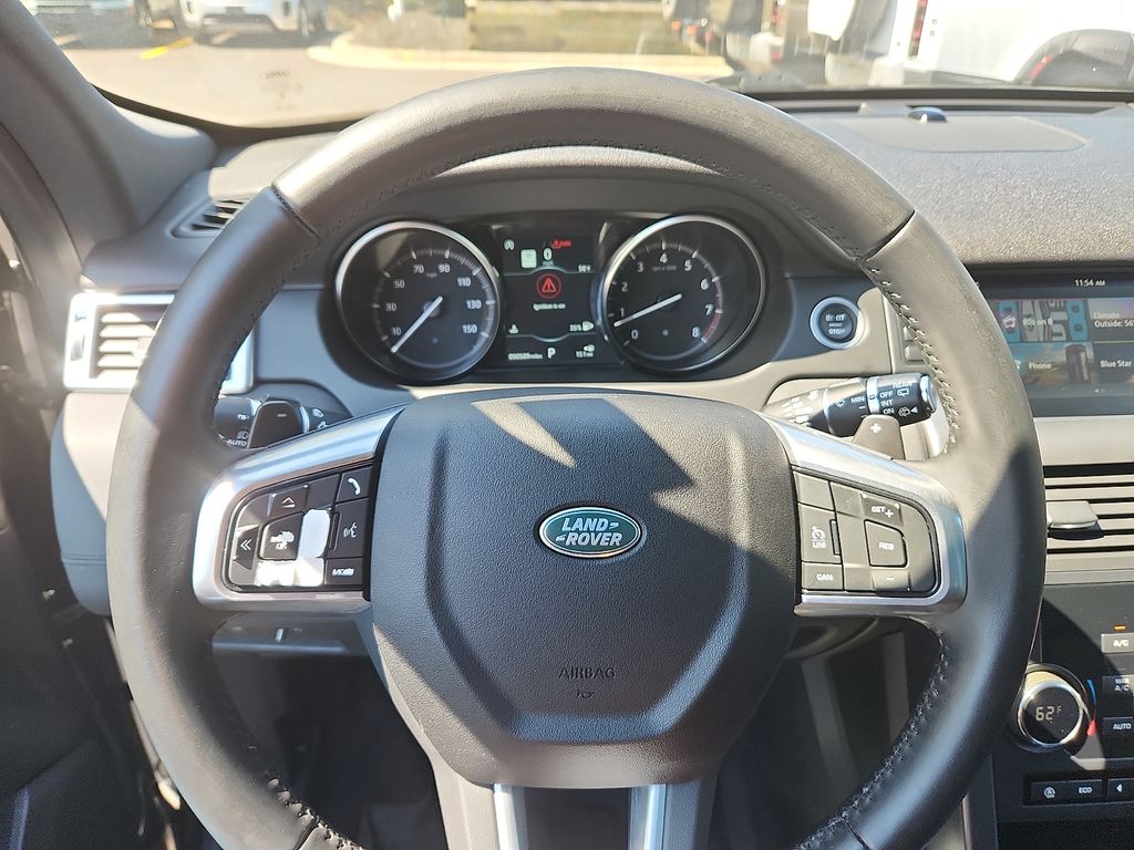 Thumbnail: 2019 Land Rover Discovery Sport - 19