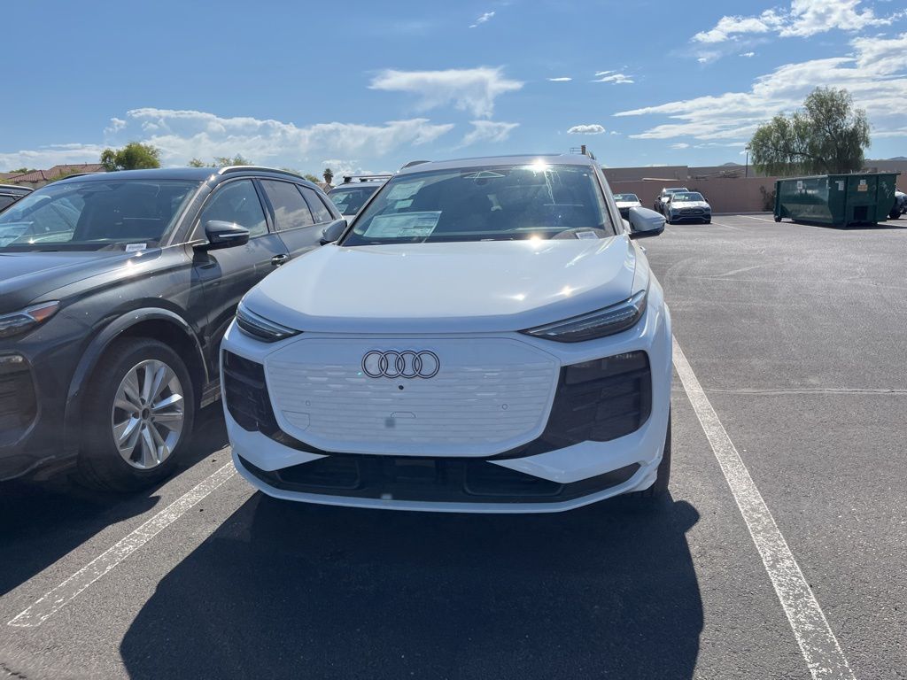 Thumbnail: 2025 Audi Q6 e-tron - 2