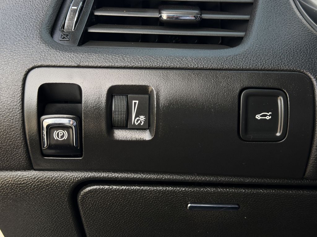Used 2018 Chevrolet Impala Sedan