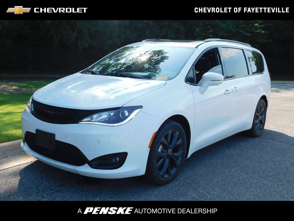 Thumbnail: 2019 Chrysler Pacifica - 1