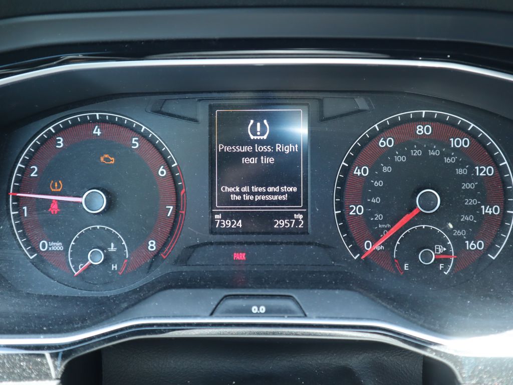 2019 Volkswagen Jetta SE 19