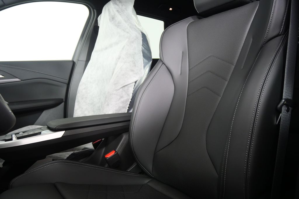 Thumbnail: 2026 BMW X1 - 11