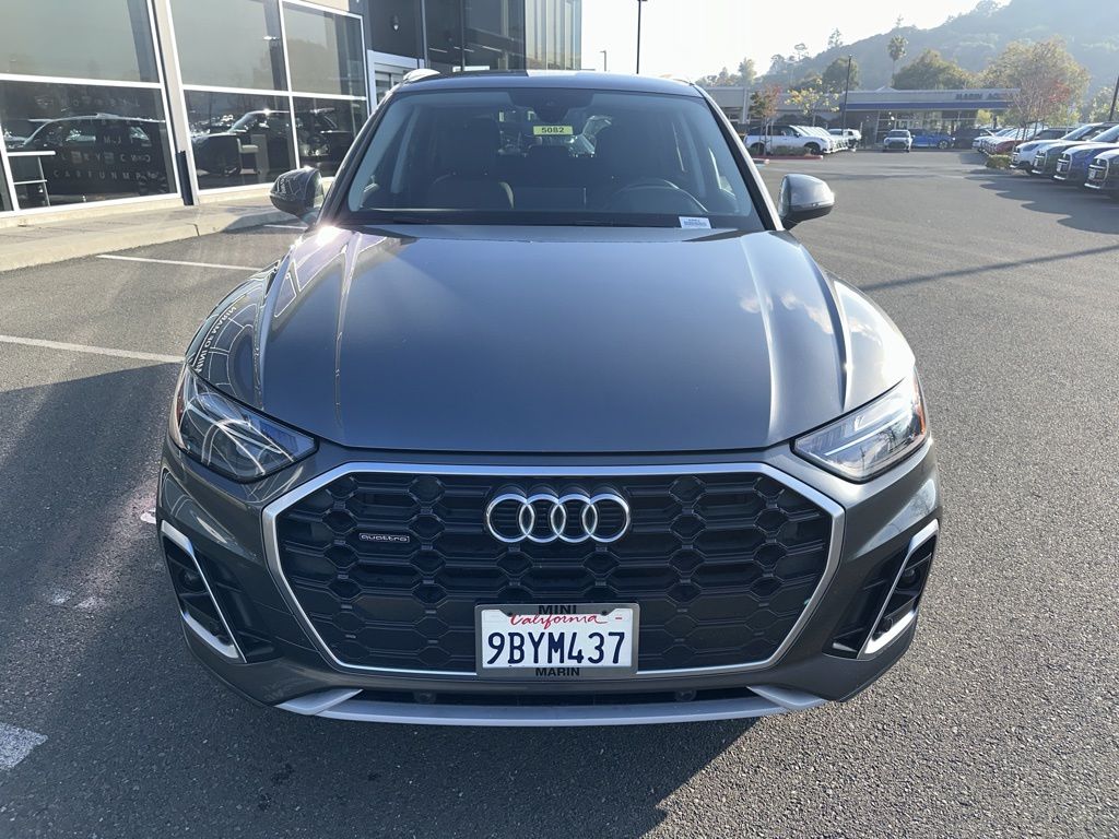 Thumbnail: 2022 Audi Q5 - 8