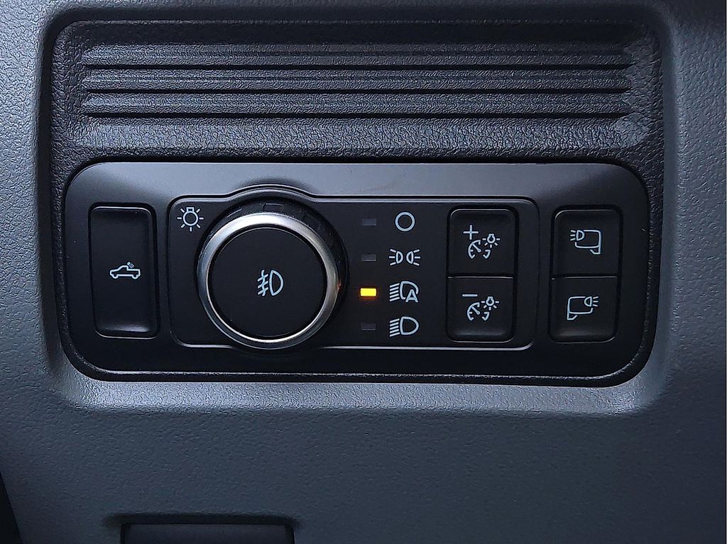 2026 Ford F-350 Super Duty XLT - Photo 16