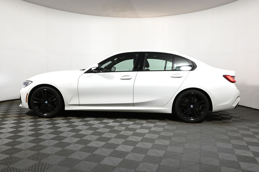 Thumbnail: 2021 BMW 3 Series - 2