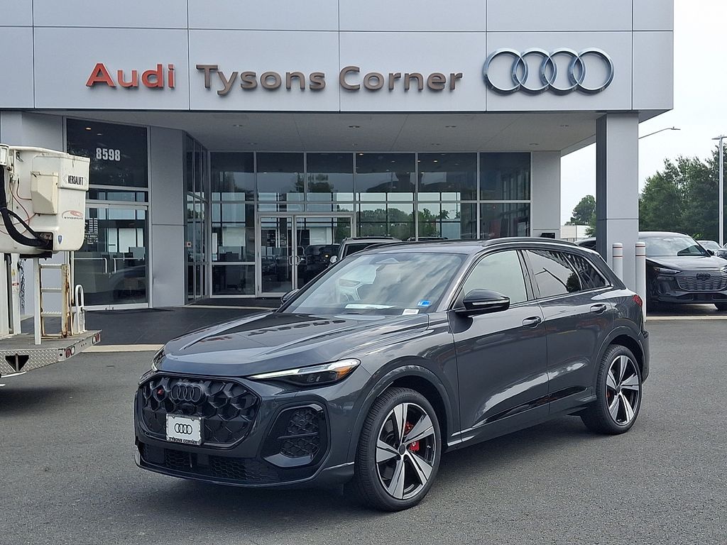 Thumbnail: 2026 Audi SQ5 - 1