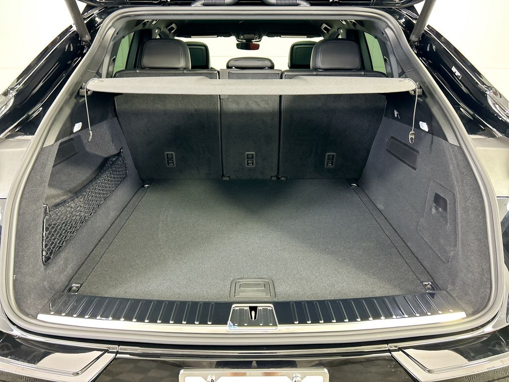 Thumbnail: 2026 Porsche  - 29