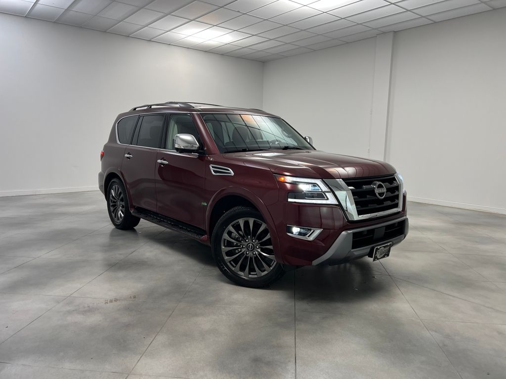 Nissan Armada Platinum RWD