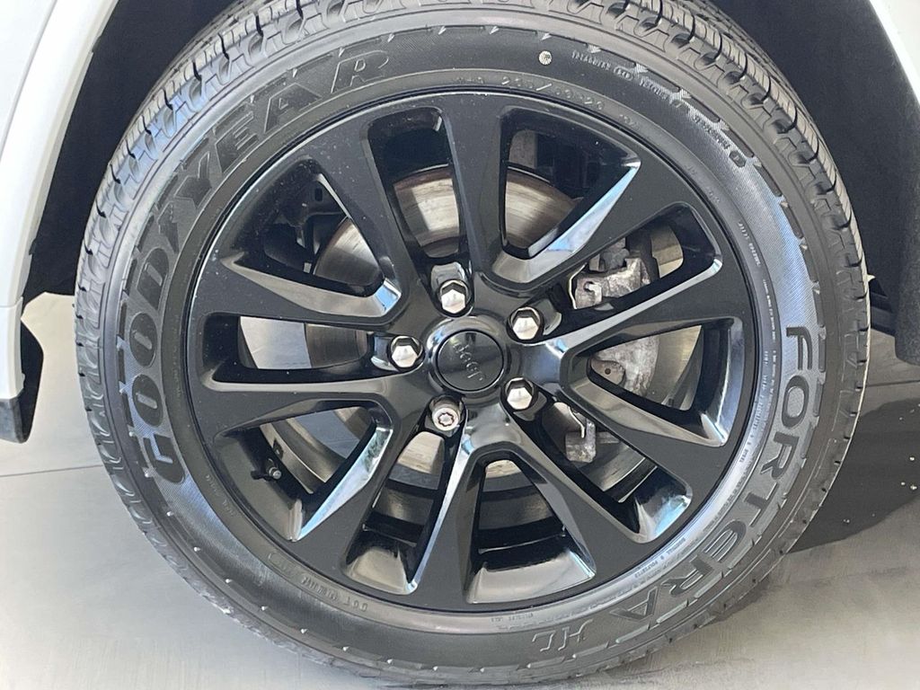 2018 Jeep Grand Cherokee Altitude - 10