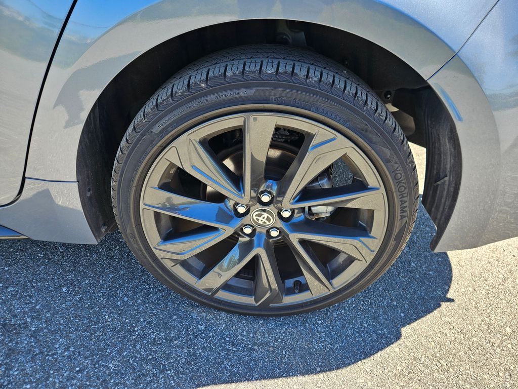 Thumbnail: 2024 Toyota Corolla - 9