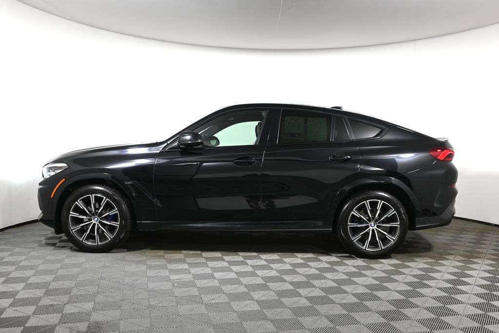 Thumbnail: 2021 BMW X6 - 2