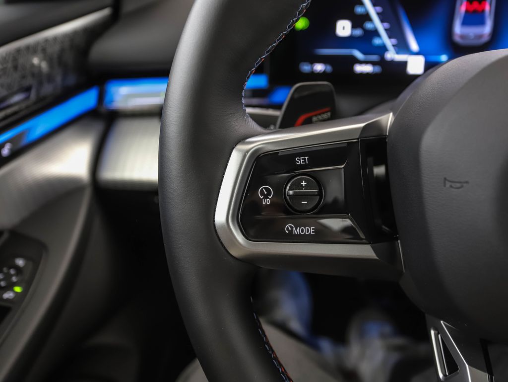 Thumbnail: 2024 BMW i5 - 12
