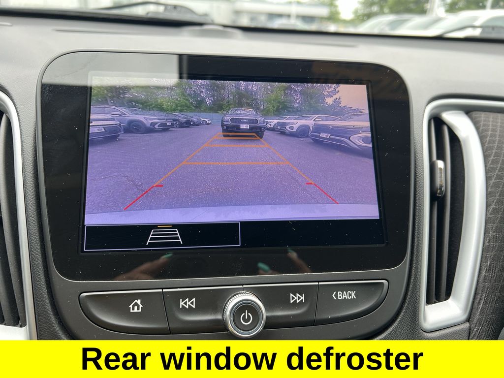 2023 Chevrolet Malibu LT photo