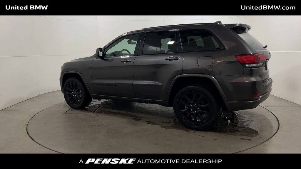 2021 Jeep Grand Cherokee Laredo 6