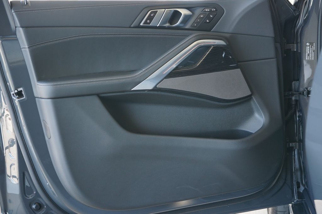 Thumbnail: 2026 BMW X6 - 8