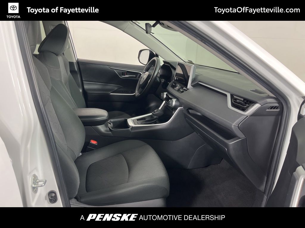 Thumbnail: 2024 Toyota RAV4 - 8