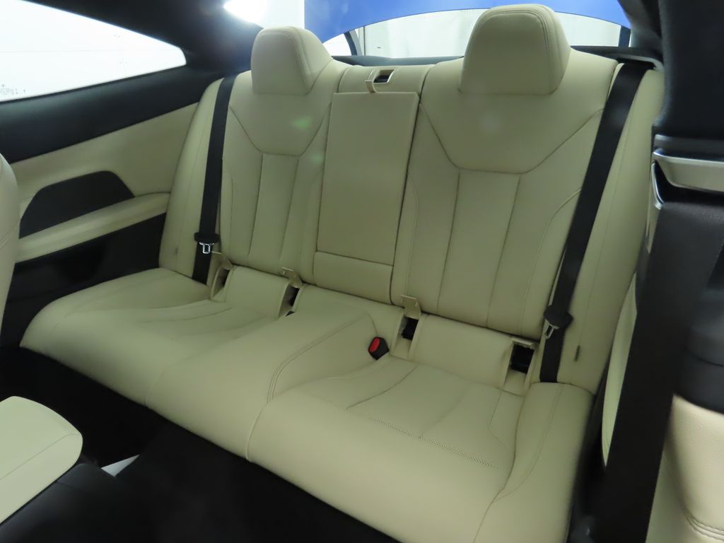 Thumbnail: 2026 BMW 4 Series - 22