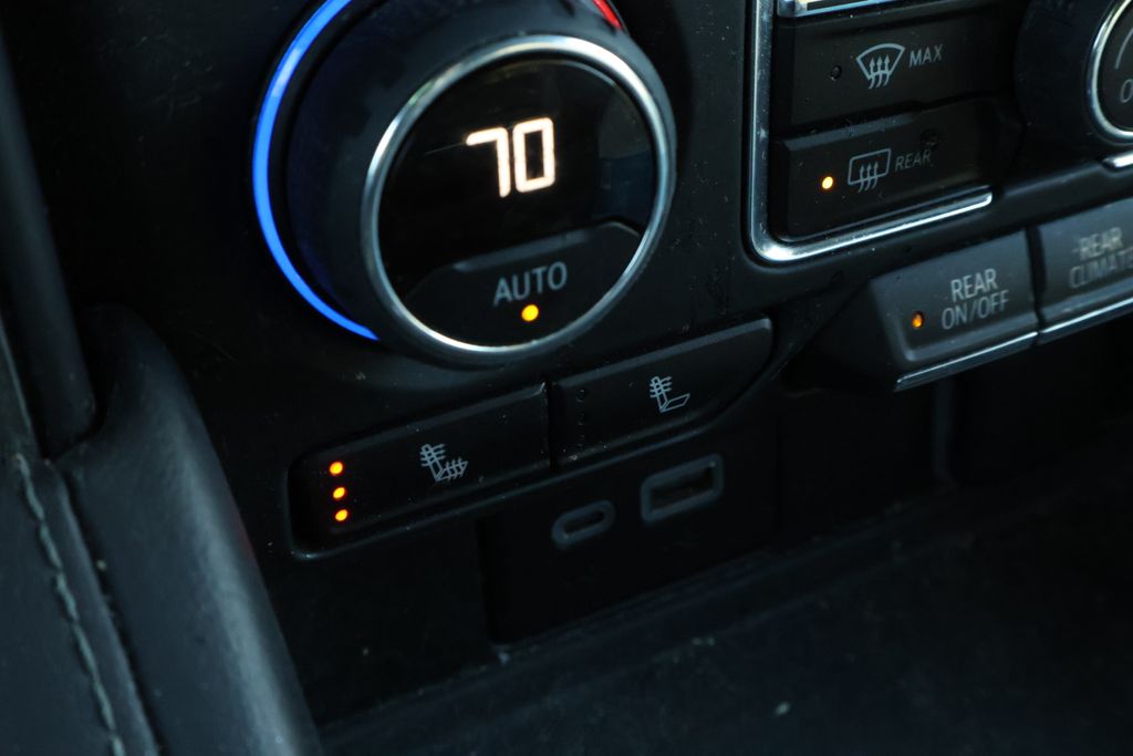 Thumbnail: 2023 Chevrolet Tahoe - 26