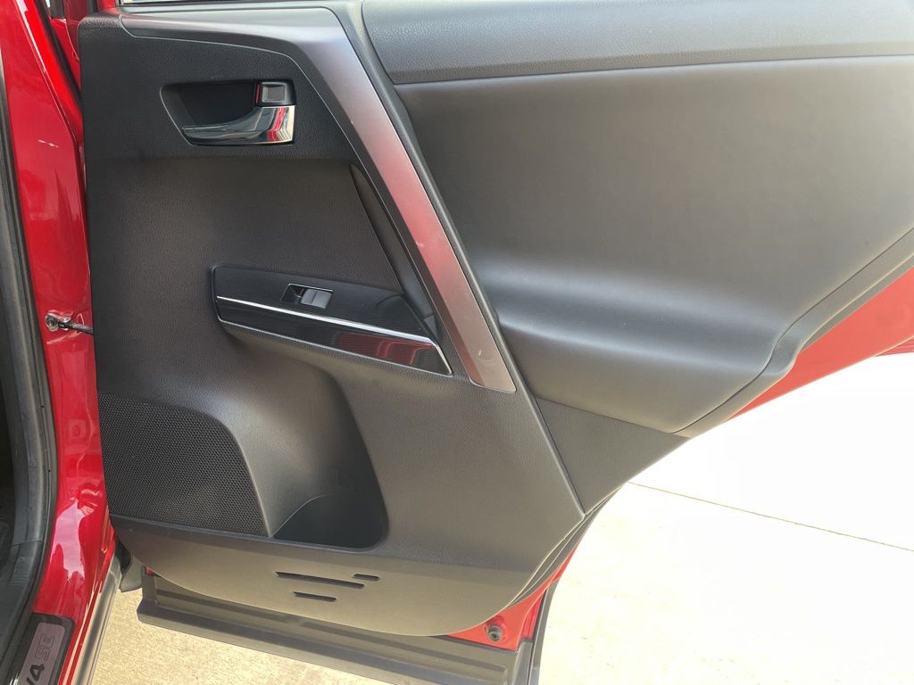 Used Car 2016 Toyota Rav4  Se For Sale Under $20,000 In Georgetown, Texas