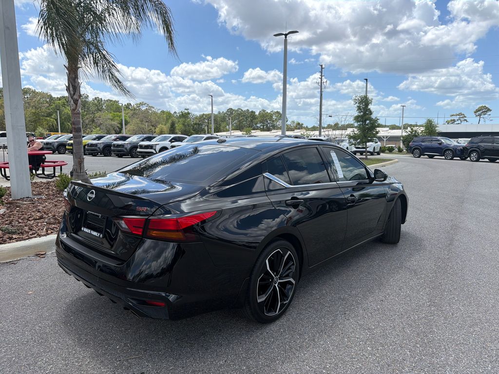 Used 2023 Nissan Altima 2.5 SR 4D Sedan