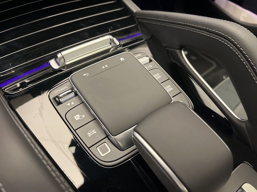 Thumbnail: 2026 Mercedes-Benz GLE - 21