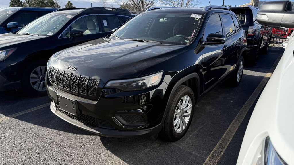 View vehicle photo 2