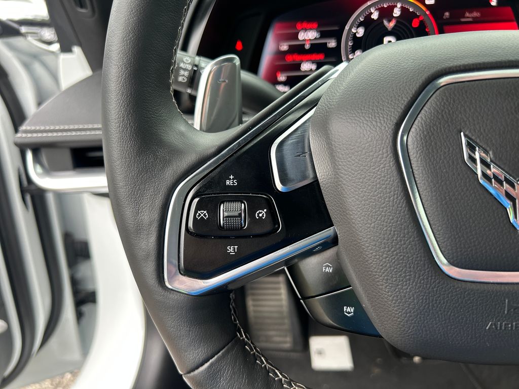 Used 2023 White Chevrolet Stingray image 19
