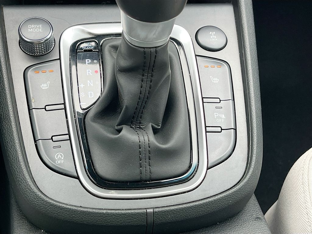Used 2023 Gray Hyundai Limited image 21