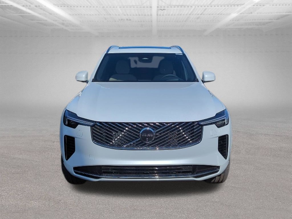 2026 Volvo XC90 Ultra - Photo 11