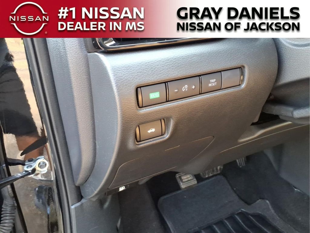 Used 2023 Nissan Sentra Sedan