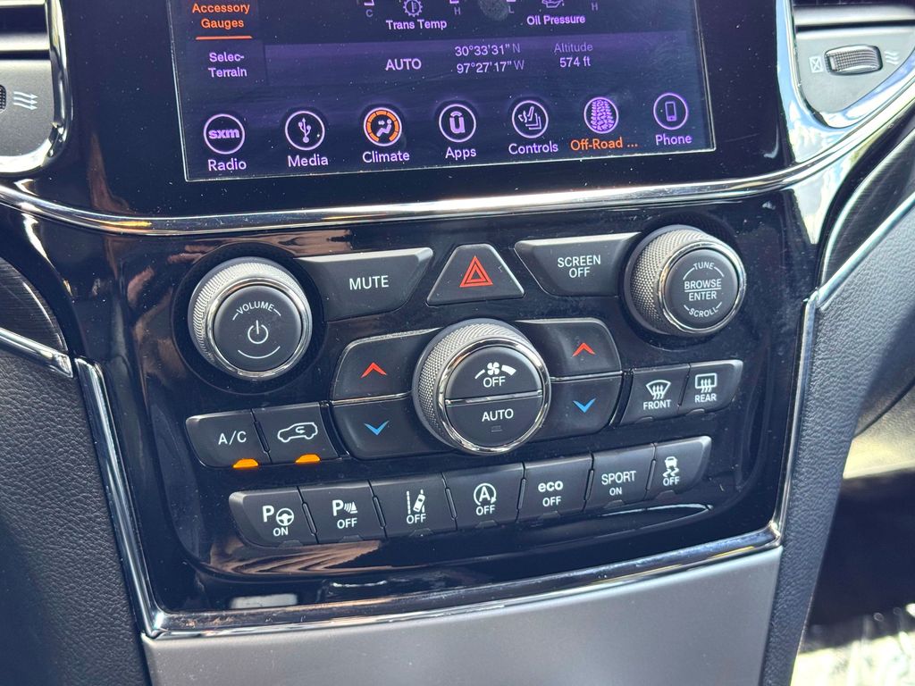 Used Car 2019 Jeep Grand Cherokee  Trailhawk For Sale Under $25,000 In Taylor, Texas