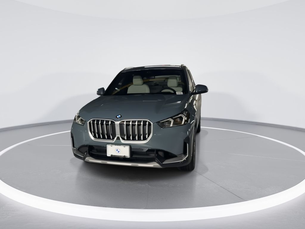 Thumbnail: 2026 BMW X1 - 3