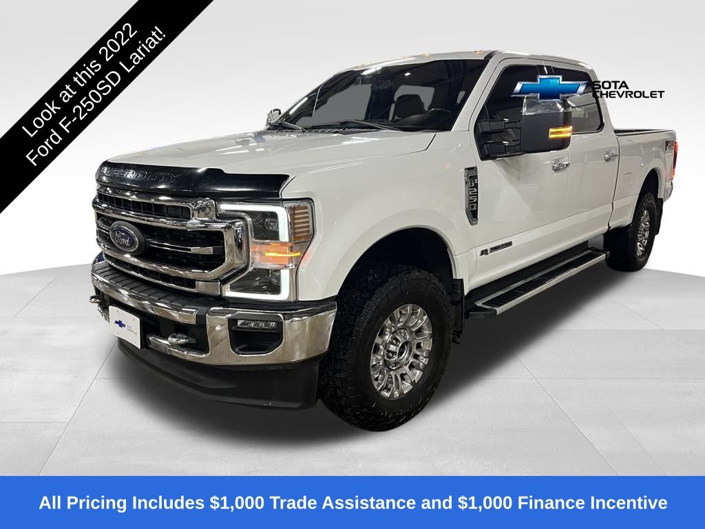 2022 Ford F-250 Super Duty Lariat Crew Cab 4WD