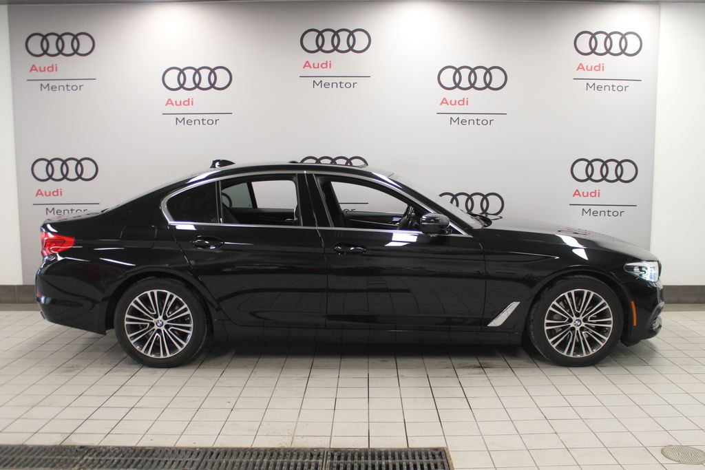 Thumbnail: 2019 BMW 5 Series - 7