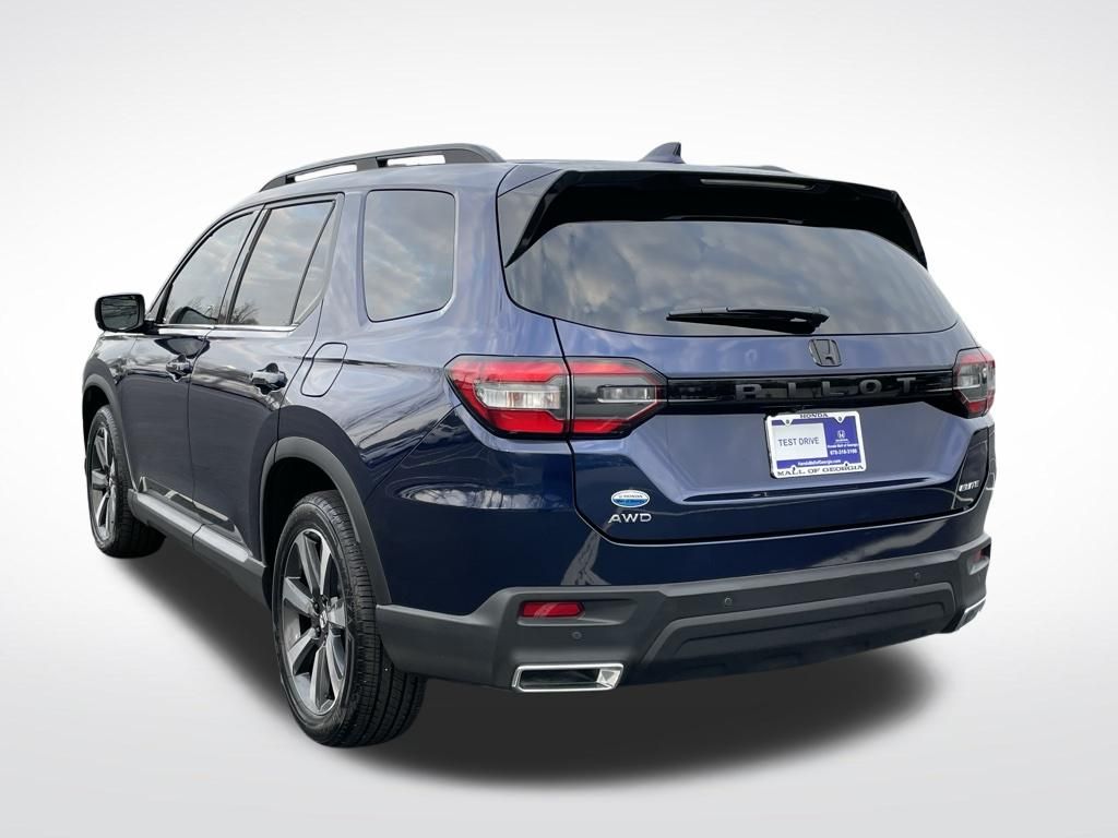 Thumbnail: 2023 Honda Pilot - 4