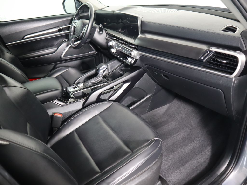 Thumbnail: 2024 Kia Telluride - 18