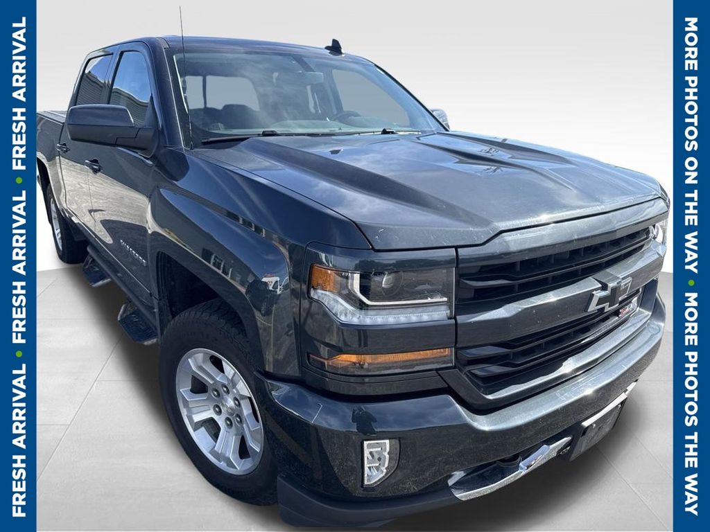 Gray (Graphite Metallic) 2018 Chevrolet Silverado 1500 Pickup Truck Four-Wheel Drive 6-Speed Automatic Overdrive
