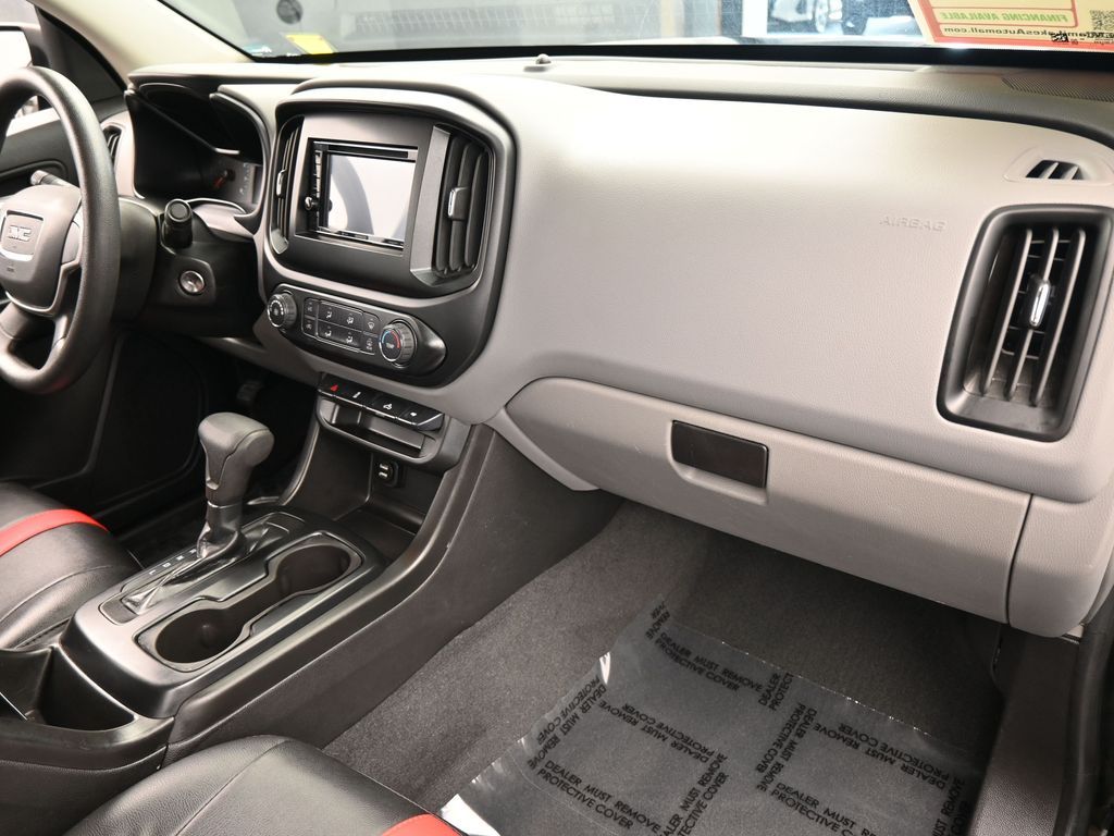 Used 2021 Onyx Black GMC Elevation Standard image 39