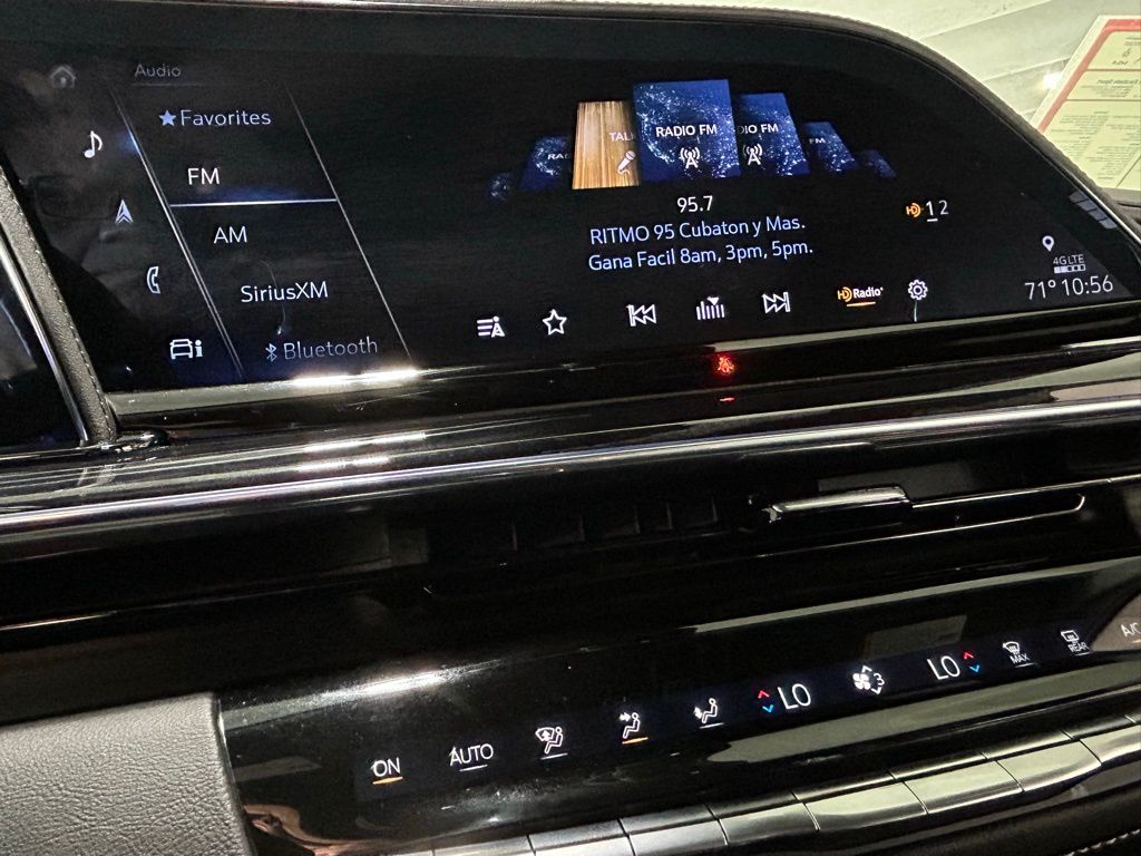 Used 2022 Crystal White Tricoat Cadillac Sport image 33